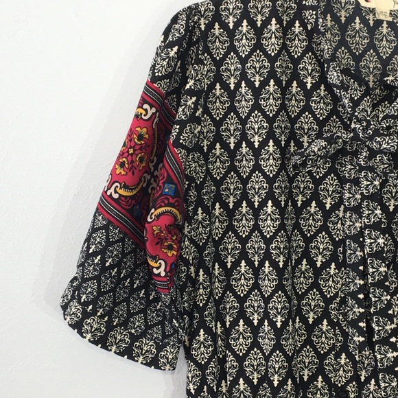 Yumi Black White Ikat Dress Border Print Tie Neck - Picture 6 of 16